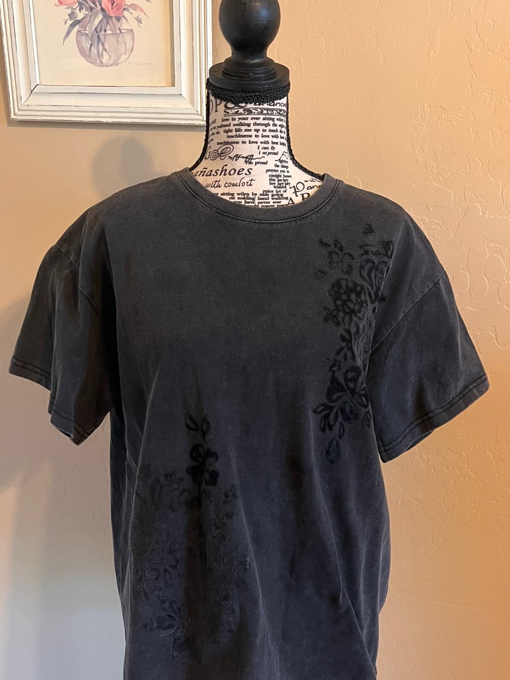 Women’s Bohme Black Oversized Floral Crewneck Shirt size small